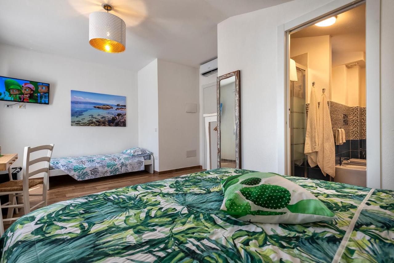 Dery Alghero Holiday Rooms Экстерьер фото